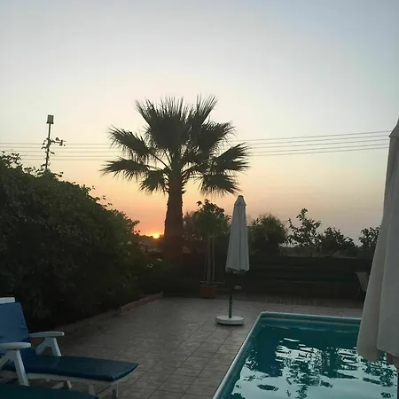 With 3 Bedrooms In Paralimni, With Private Pool, Enclosed Garden *