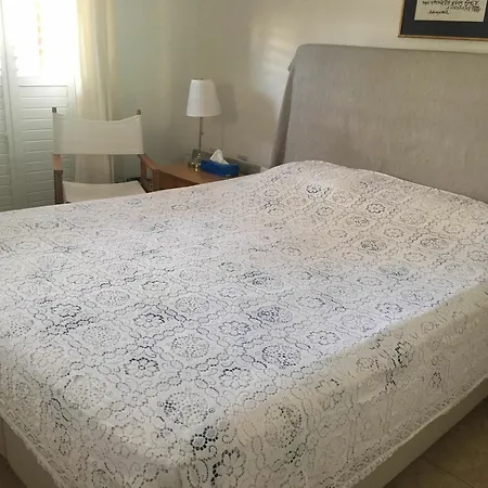 With 3 Bedrooms In Paralimni, With Private Pool, Enclosed Garden Apartment *